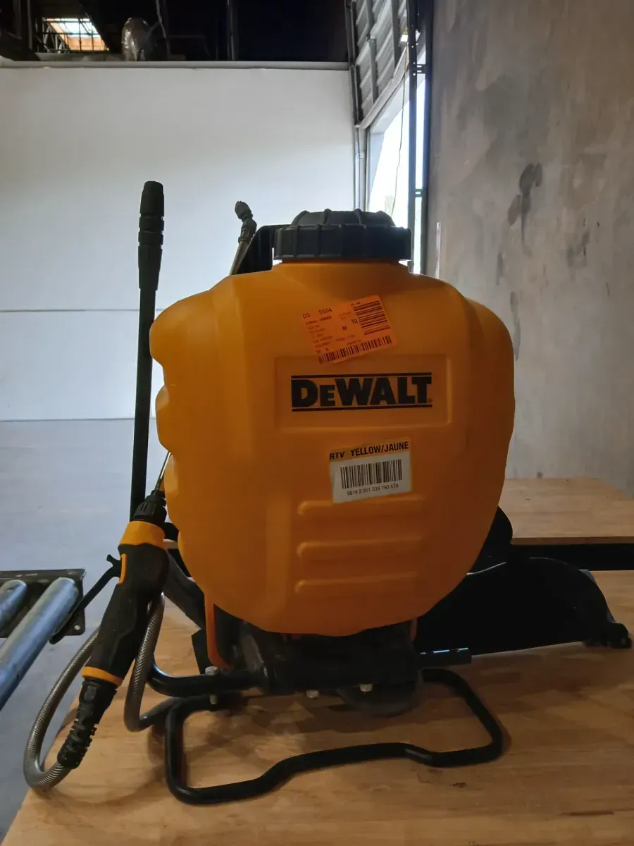 4 Gal. Backpack Sprayer  - image 3