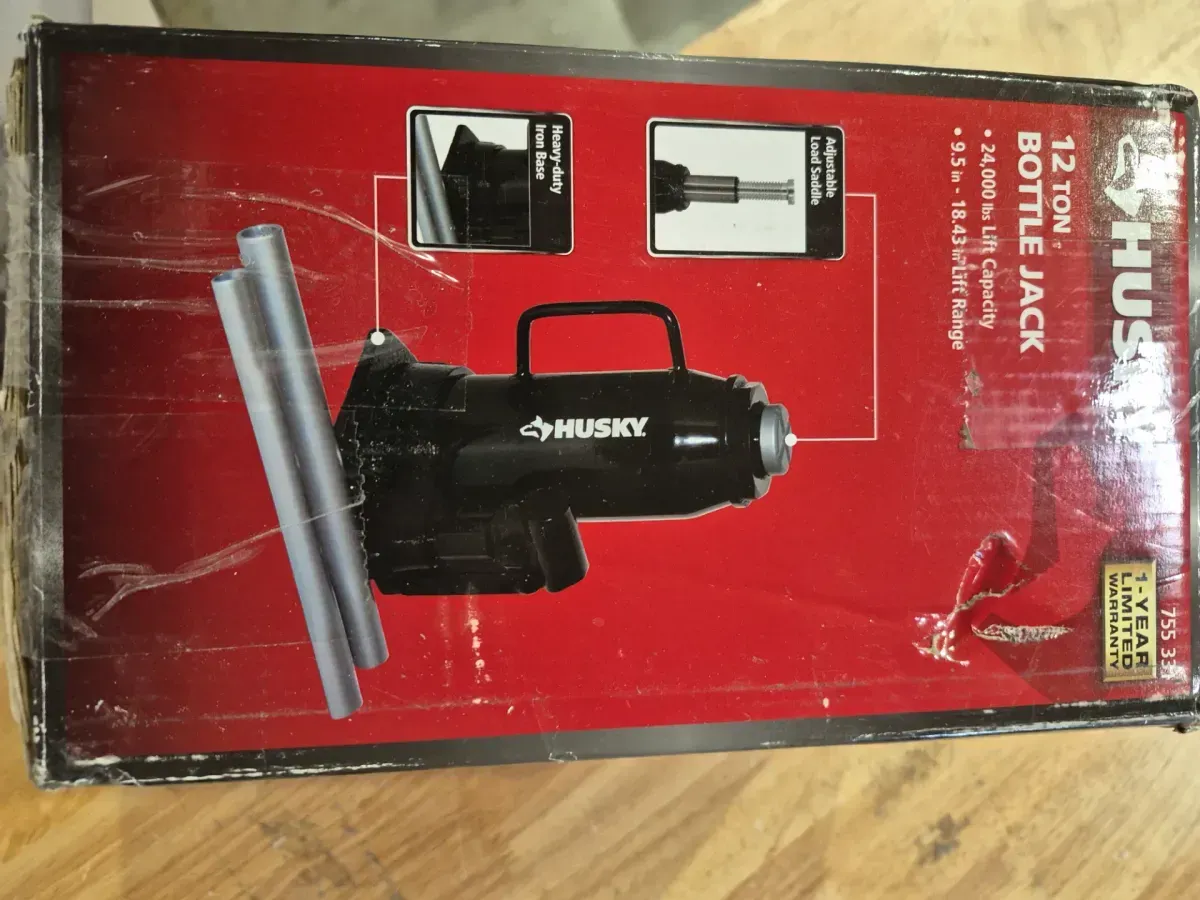 12-Ton Hydraulic Bottle Car Jack - image 4