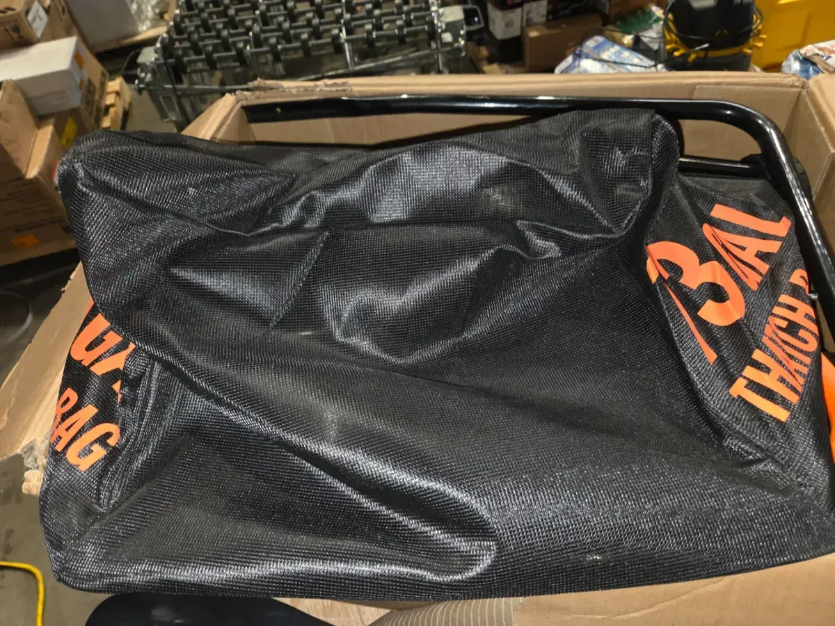 2-in-1 Electric Dethatcher and Scarifier, 13-in. 13 Amp, Corded, 13-Gal. Bag, 5-Position Depth Walk-Behind for Lawn Care - image 4