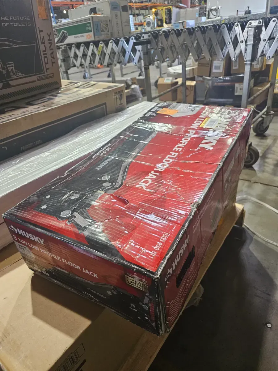 3-Ton Low Profile Floor Jack with Quick Lift - image 5