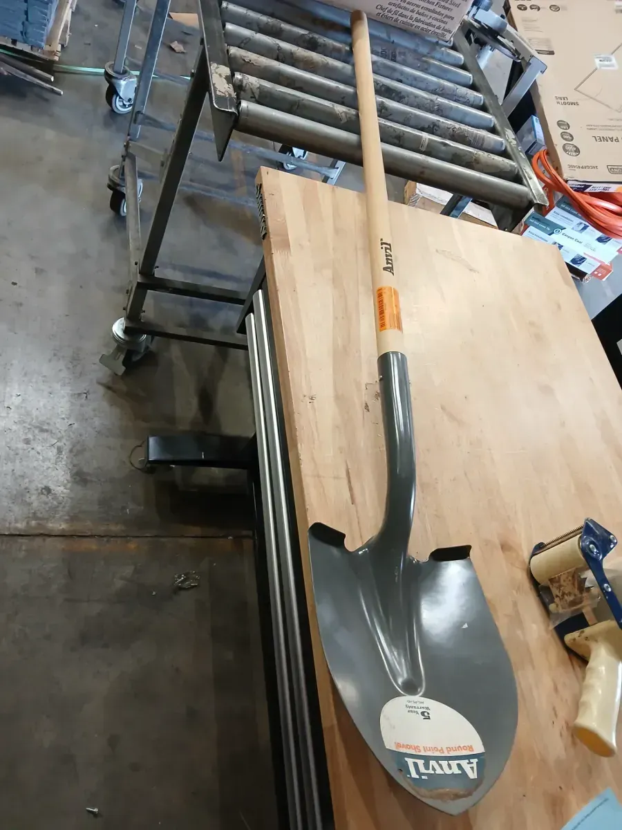 ***Out of the 3 pieces, only 1 is included.***3-Piece Anvil Garden Tool Set (Transfer Shovel, Digging Shovel Bow Rake) - image 3