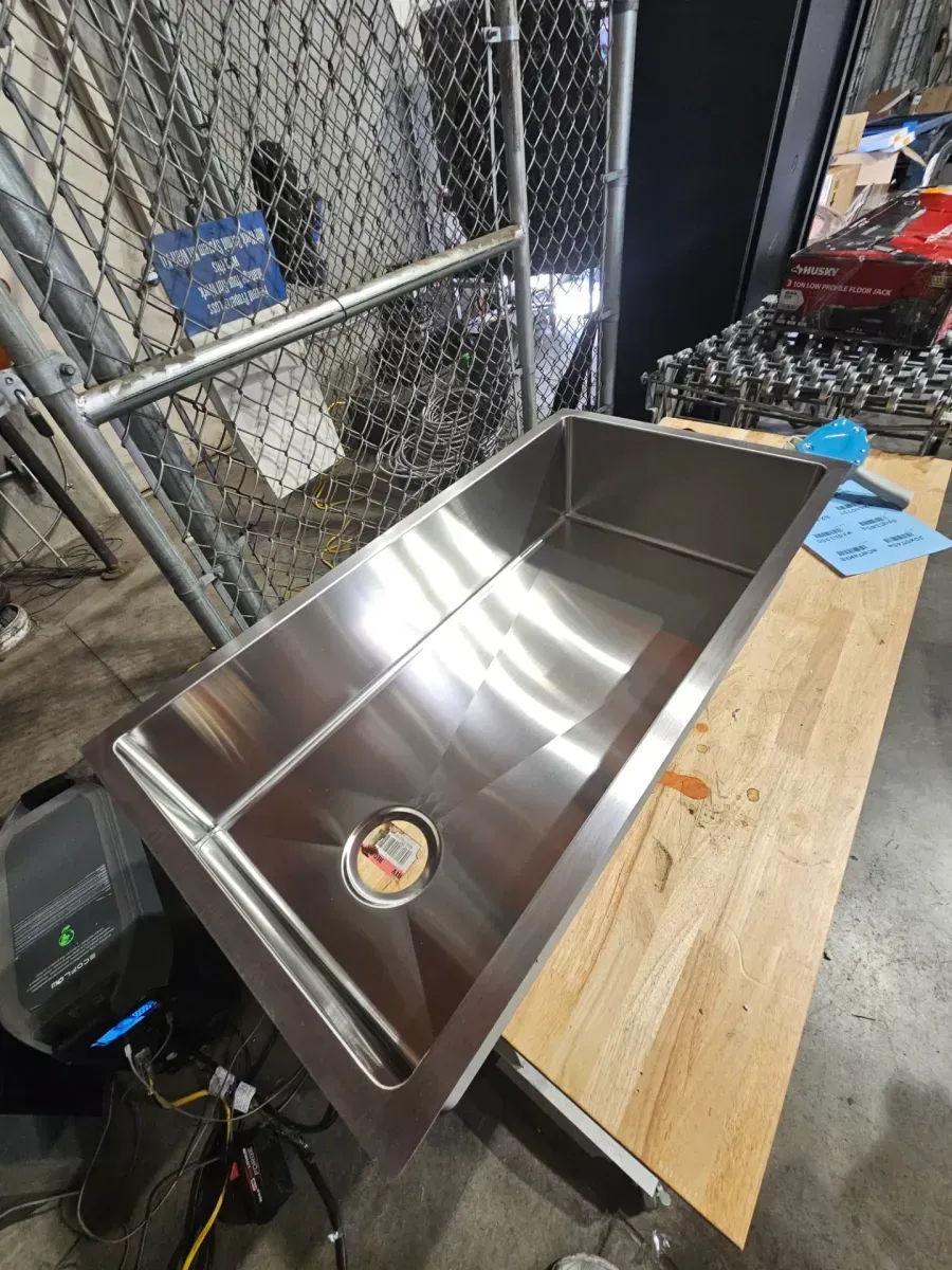 Tight Radius 36 in. Undermount Single Bowl 18 Gauge Stainless Steel Kitchen Sink with Accessories - image 2