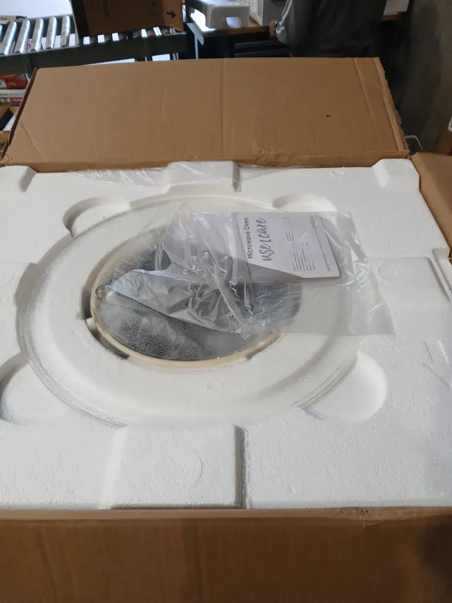 24 in. 2.2 cu ft Electric Built-In Microwave in Stainless Steel with Sensor Cook - image 3