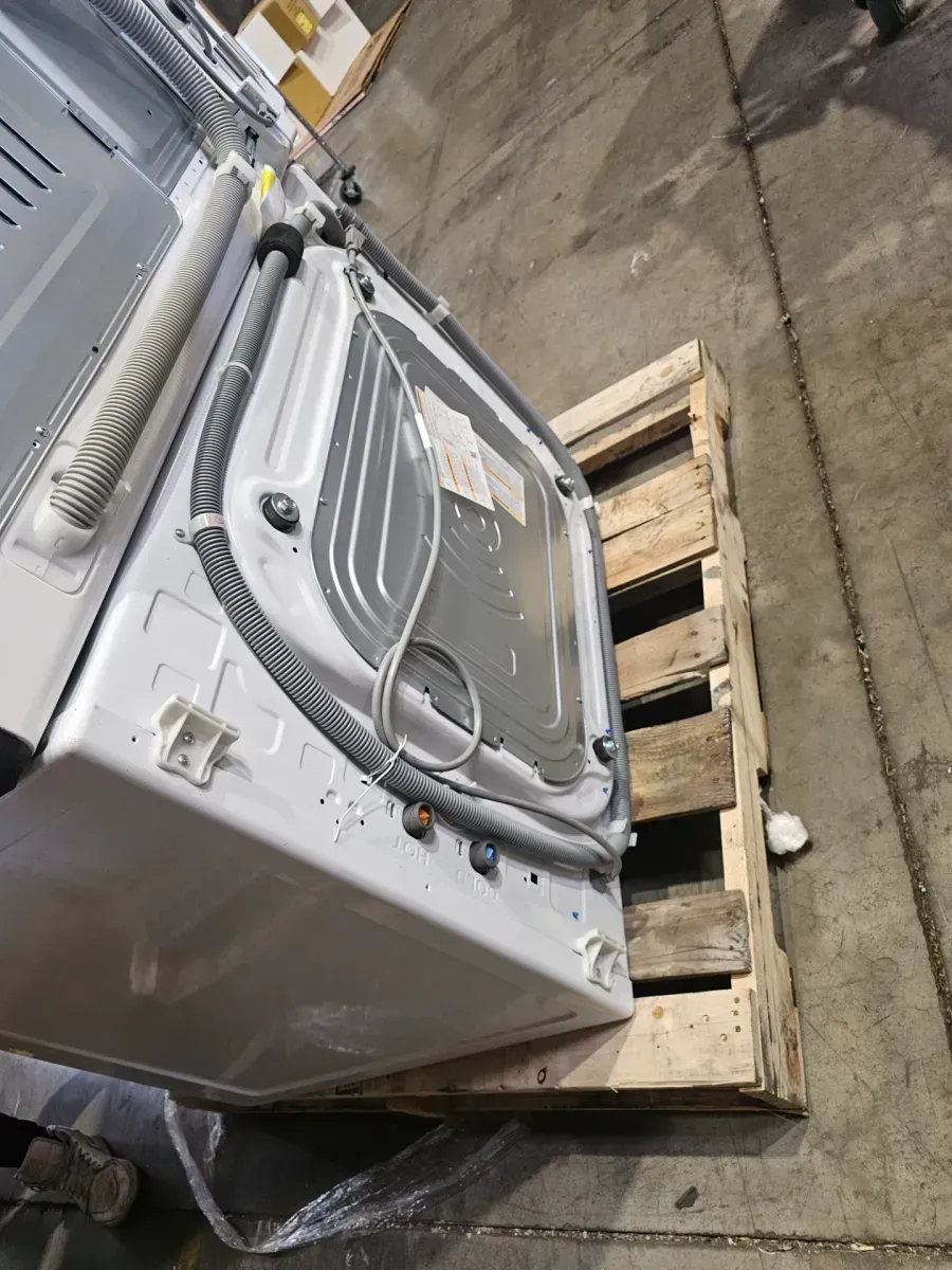 4.5 Cu. Ft. Stackable SMART Front Load Washer in White with Steam and TurboWash360 Technology - image 6