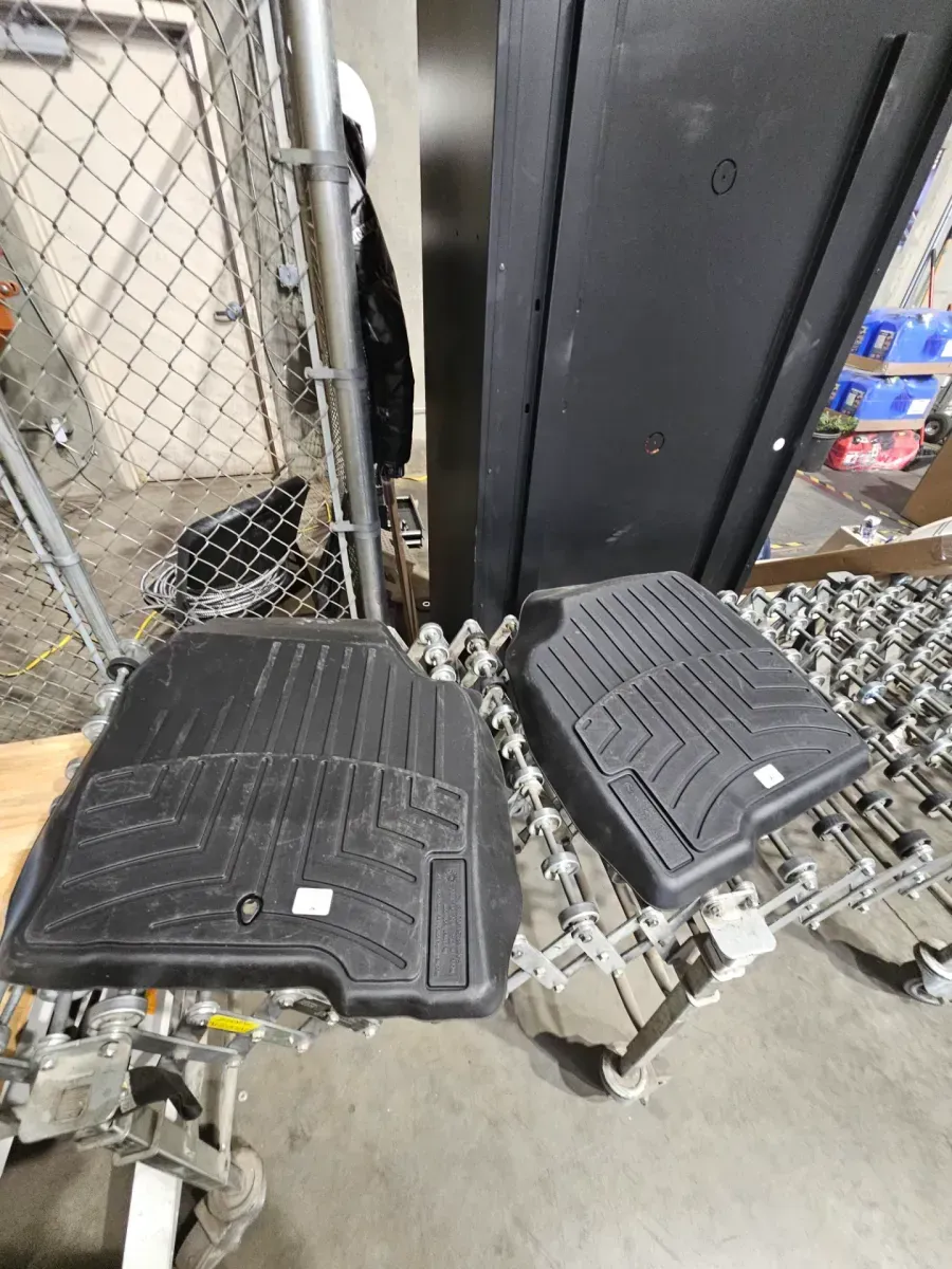 WeatherTech DigitalFit™ 1st Row Black Molded Floor Liners - image 3