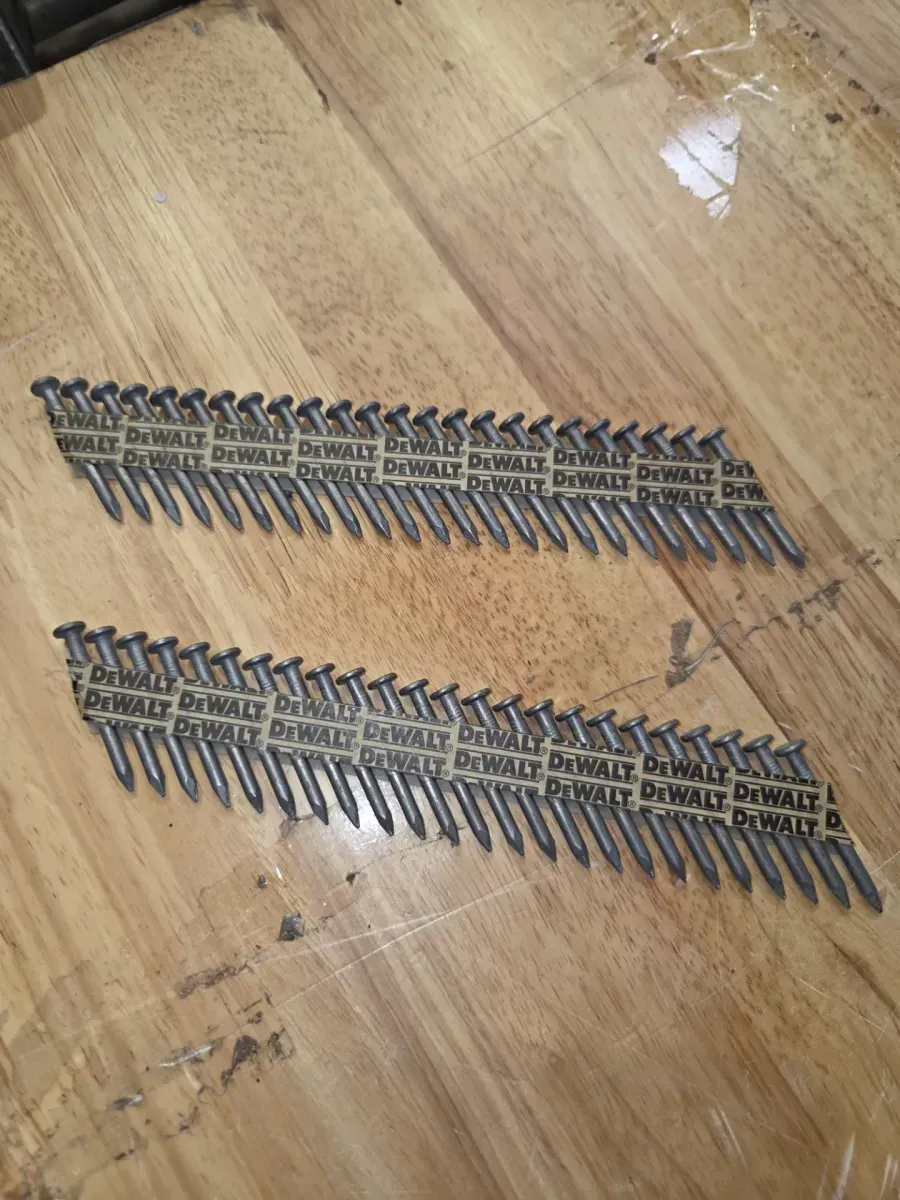 1-1/2 in. x 0.131 in. Galvanized Metal Connecting Nails 2000 per Box - image 3