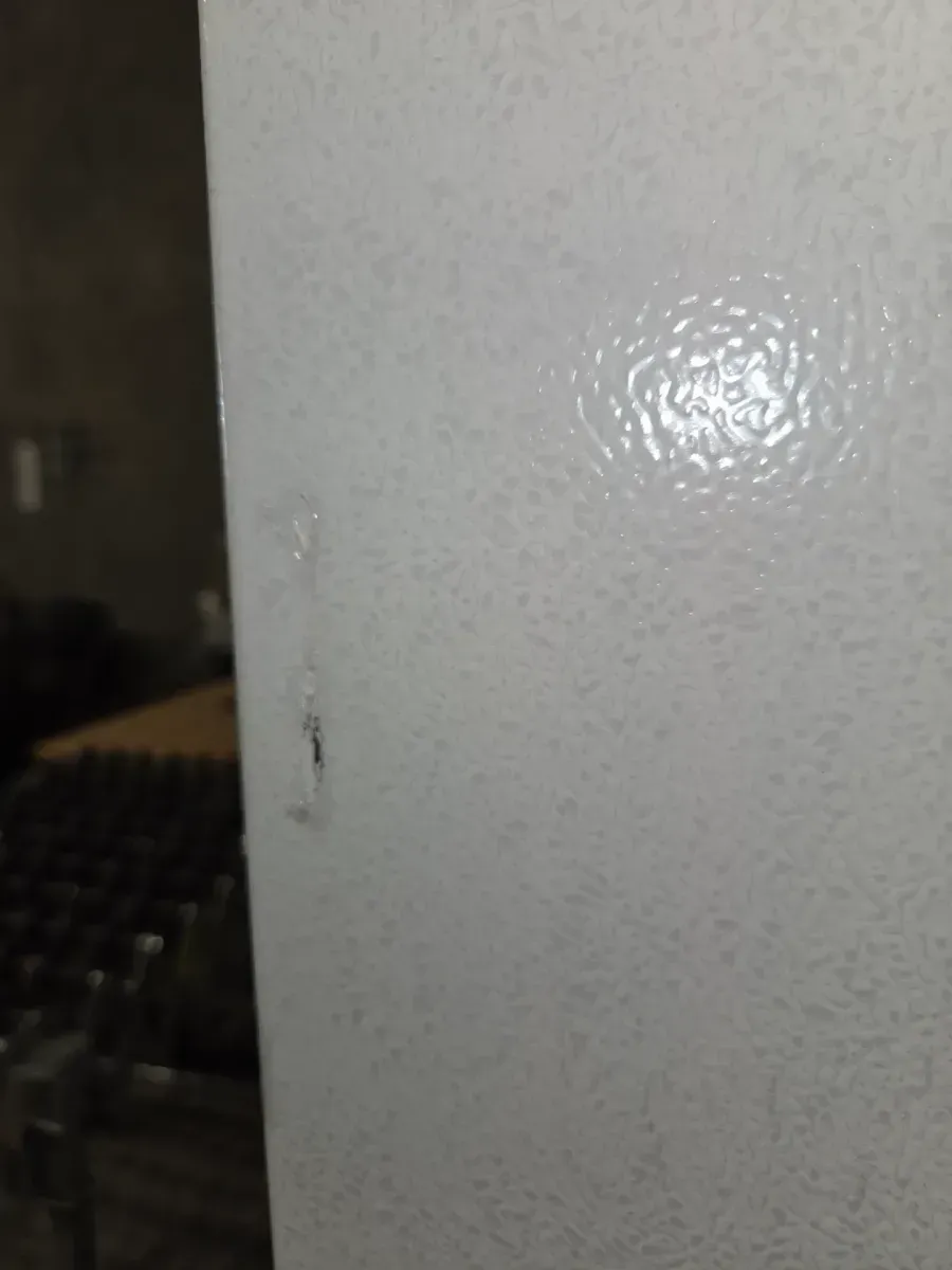 Vissani 18.1 cu. ft. Top Freezer Refrigerator with Adjustable Glass Shelving in White, Garage Ready - image 4