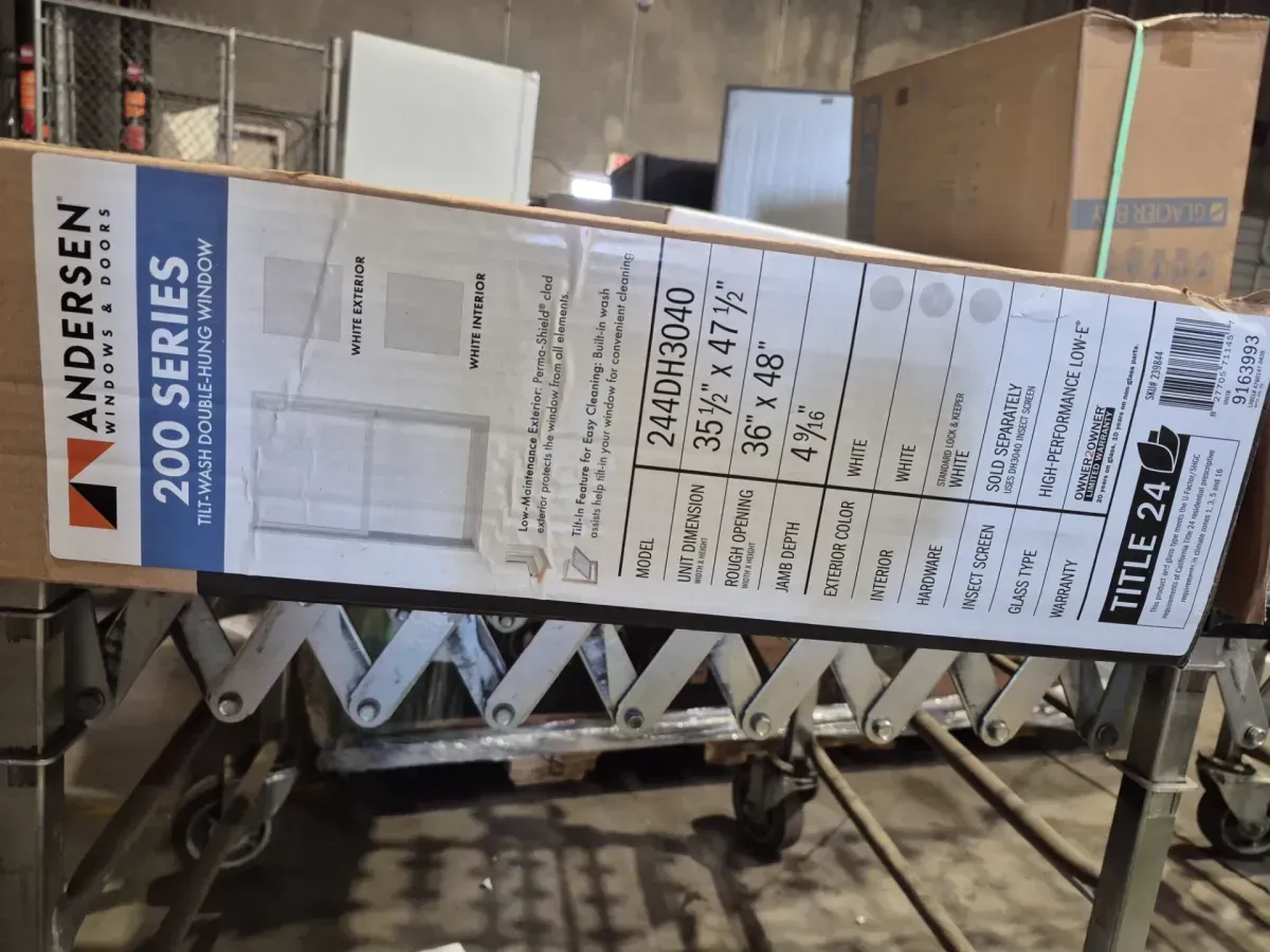 35-1/2 in. x 47-1/2 in. 200-Series White Double-Hung Clad Wood Window with White Interior Low-E Glass and White Hardware - image 2