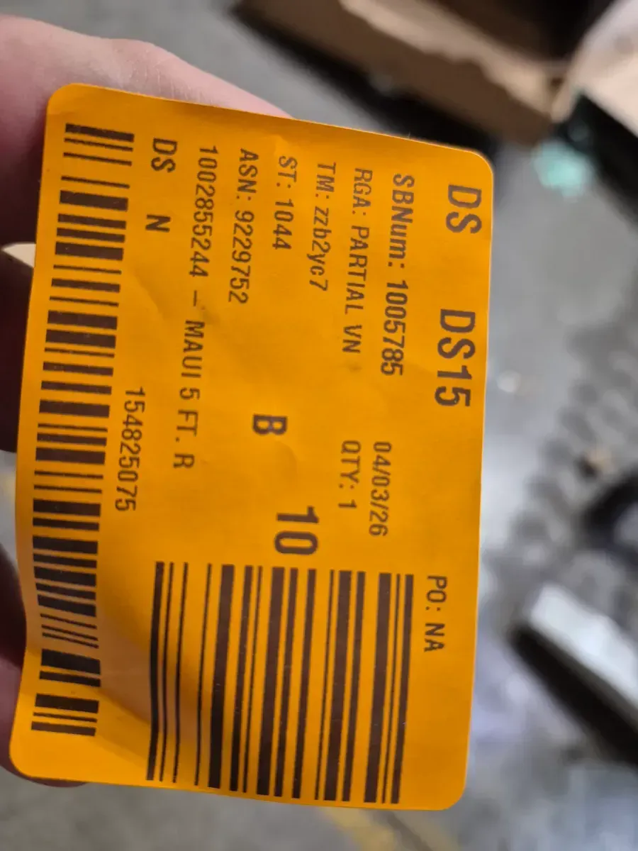 Maui 60 in. x 30 in. Alcove Soaking Bathtub with Right Drain in White - image 2