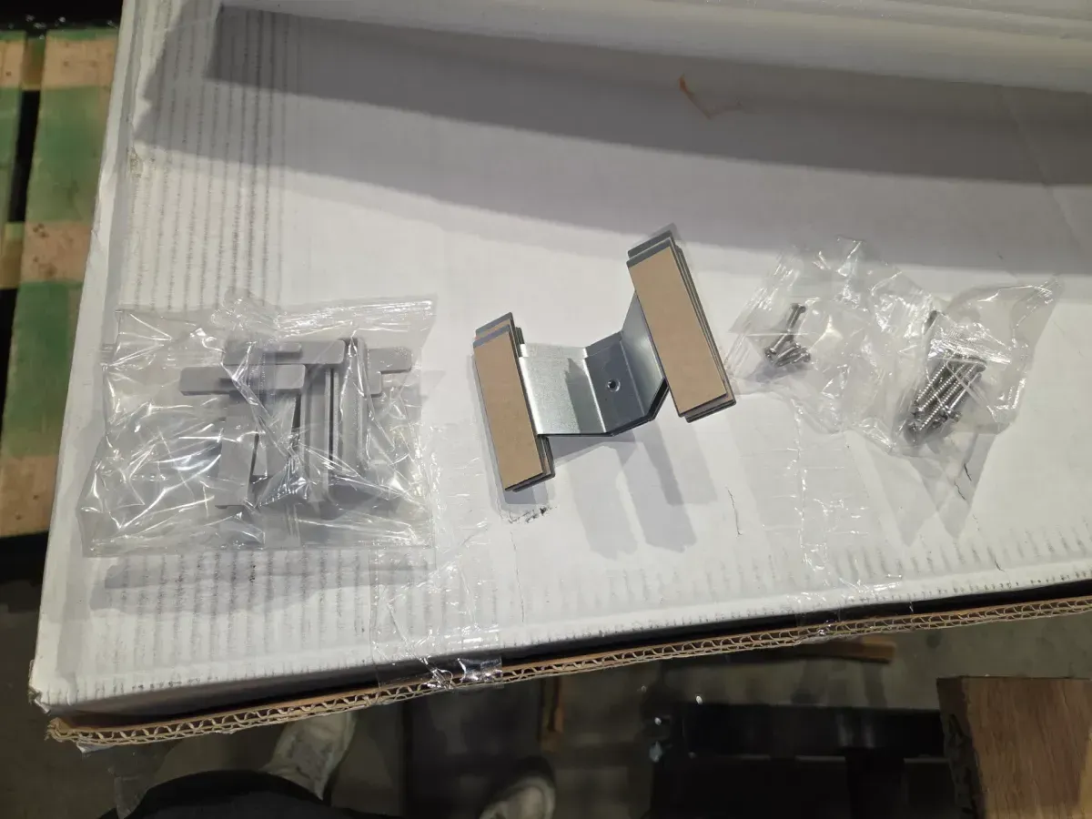 Embark 20 in. W x 26 in. H Rectangular Recessed/Surface Mount Medicine Cabinet with Mirror - image 6