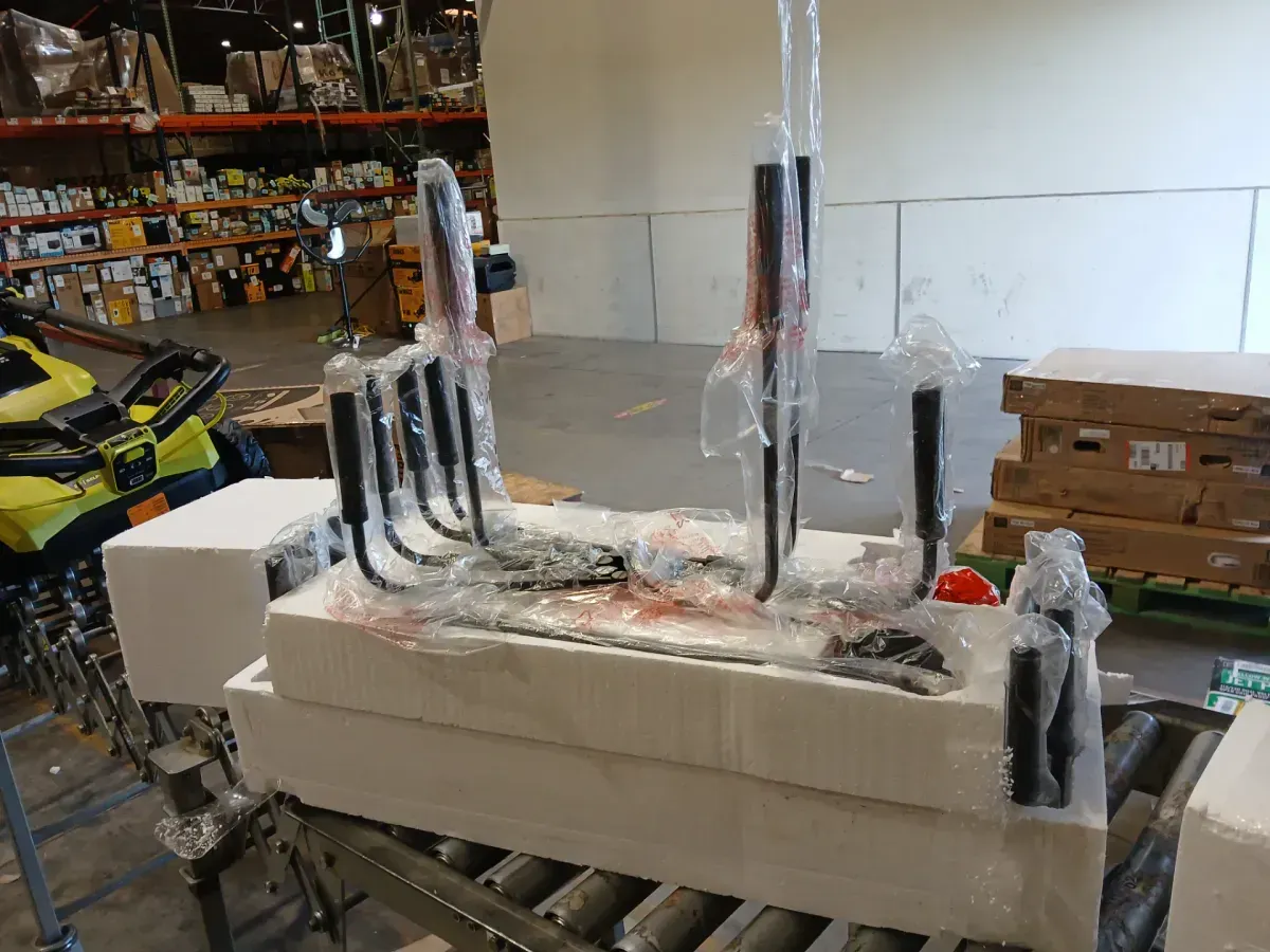 Abner 18-Light Matte Black Chandelier - image 3