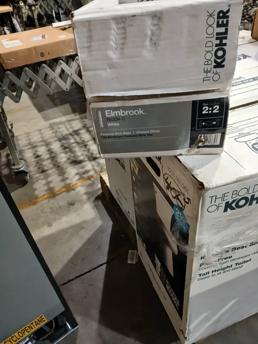 Elmbrook 7 in. W x 8 in. D Rectangular Pedestal Sink Base in White - image 2