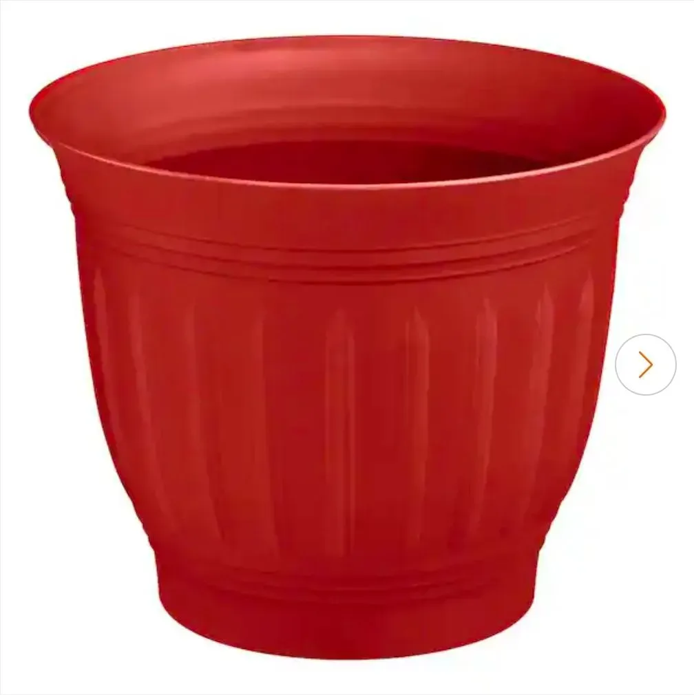Vigor Eleanor 9-inch Terracotta Plastic Planter - image 1