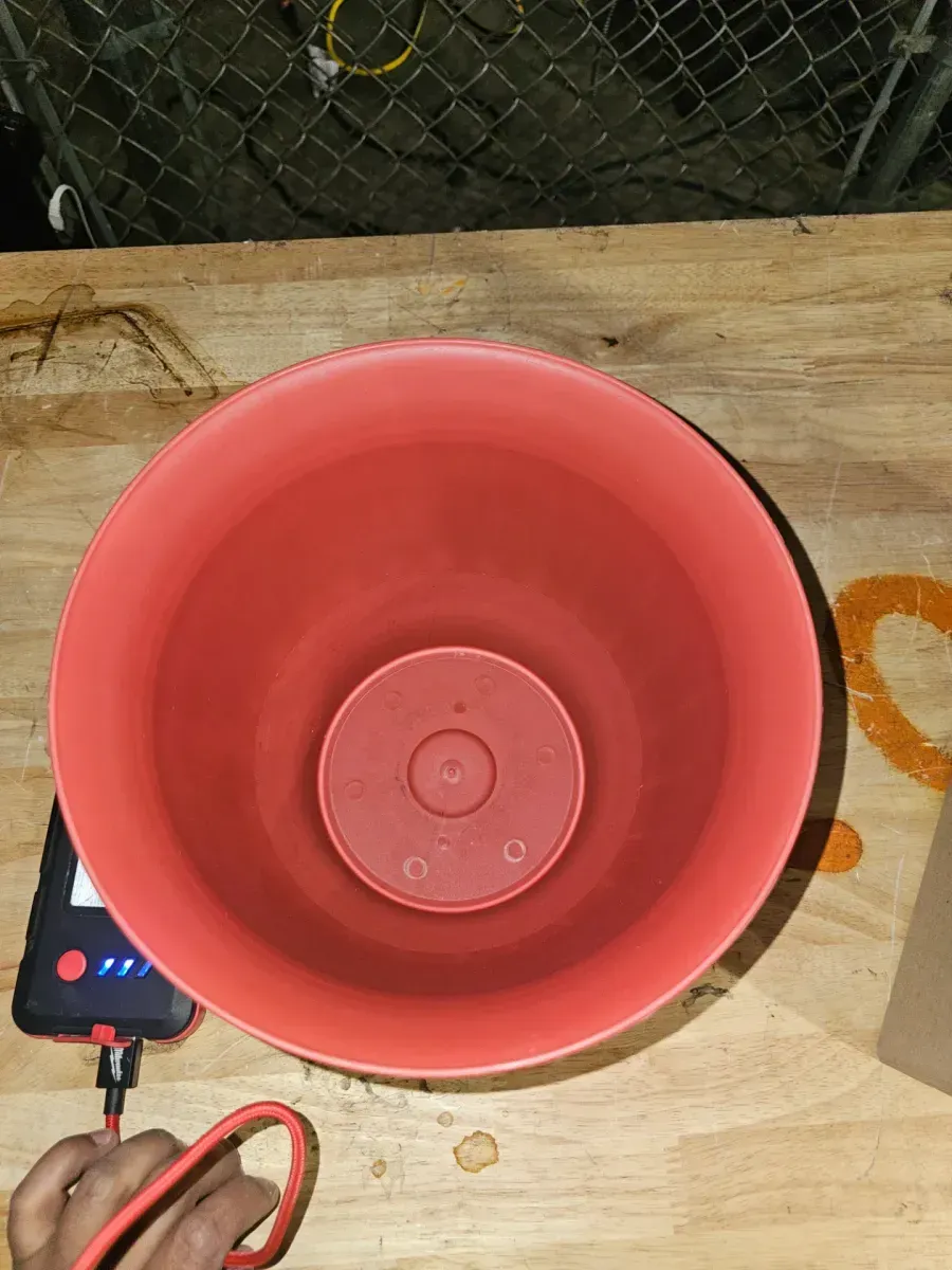 Vigor Eleanor 9-inch Terracotta Plastic Planter - image 5