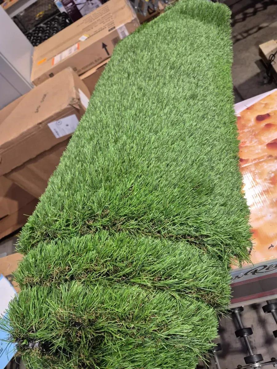 Artificial Grass Turf Roll - image 1