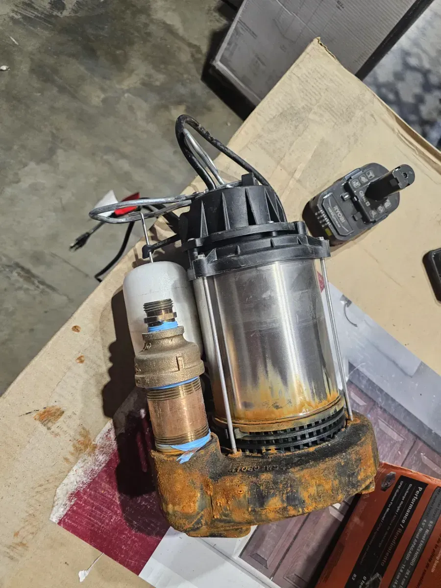 1/2 HP Stainless Steel Dual Suction Submersible Sump Pump - image 3