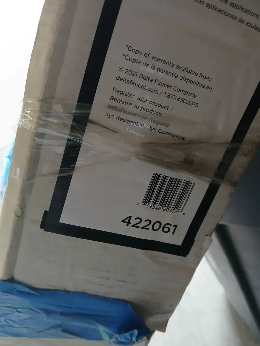 Classic 38 in. x 38 in. x 72 in. Semi-Frameless Neo Angle Corner Shower in White - image 4