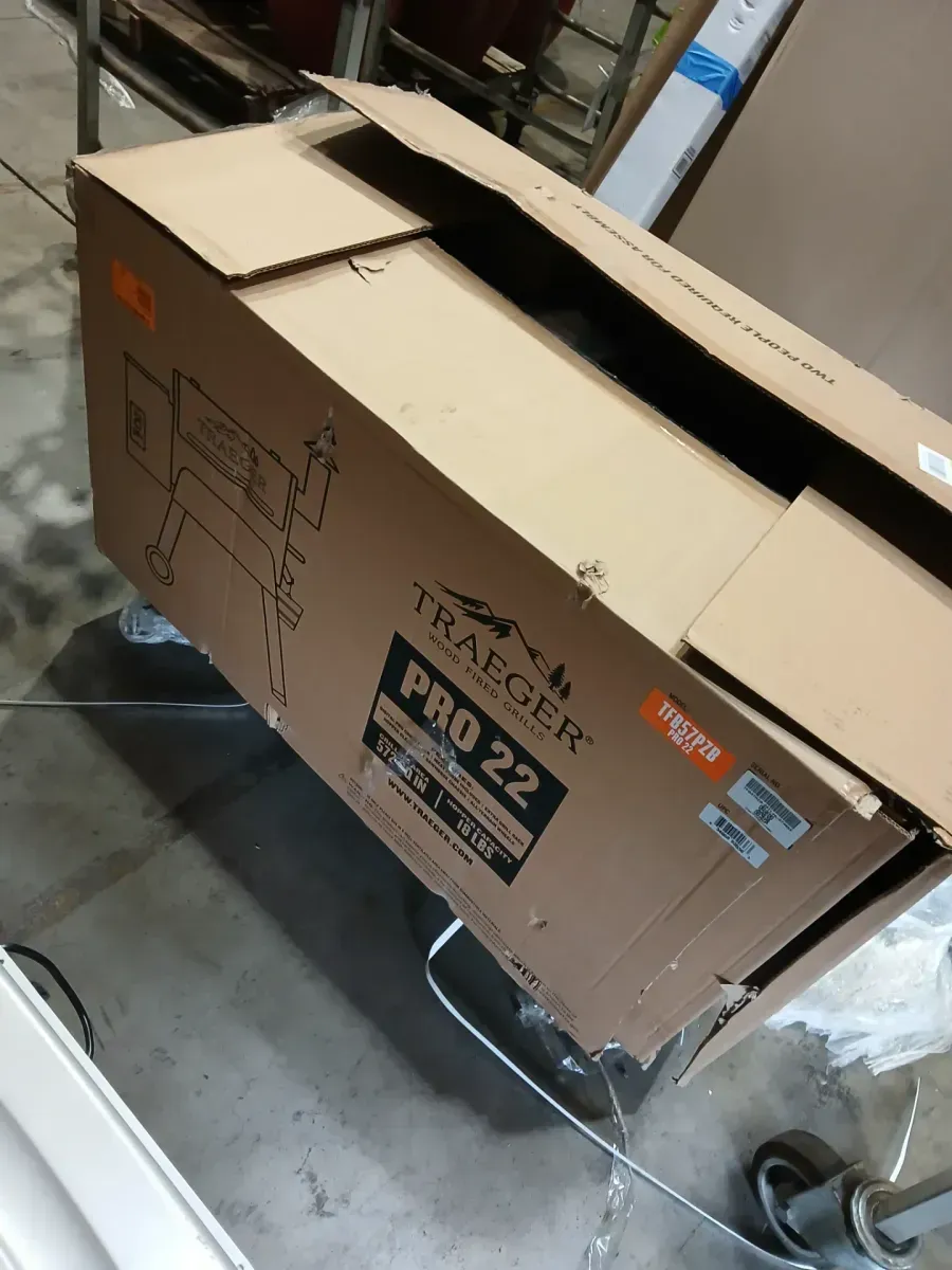 Pro 575/22 Grill Cover, Drip Tray Liners (5-Pack), Bucket Liners (5-Pack), Pro 22 Grill, and Pro Blend Pellets 30 lb Bag - image 4