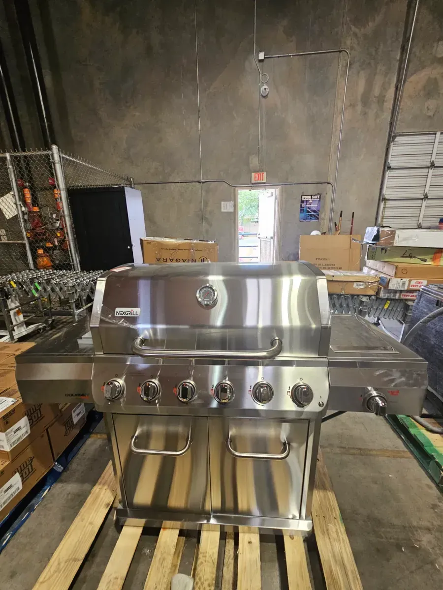 5-Burner BBQ Liquid Propane Gas Grill with Side Burner ,60,000 BTU Barbecue Grill with 632 sq. in. Cooking Area, Silver - image 2