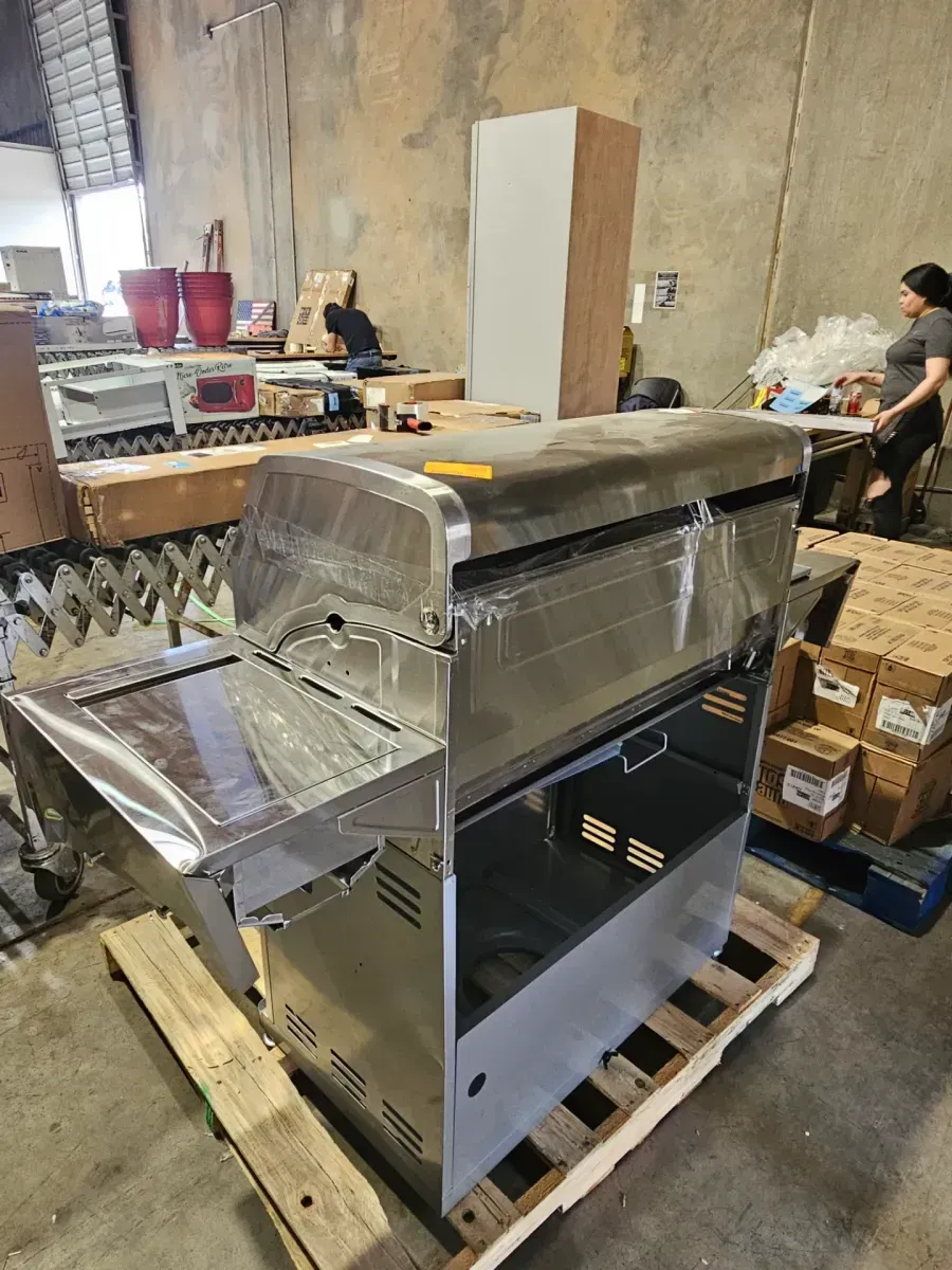 5-Burner BBQ Liquid Propane Gas Grill with Side Burner ,60,000 BTU Barbecue Grill with 632 sq. in. Cooking Area, Silver - image 5