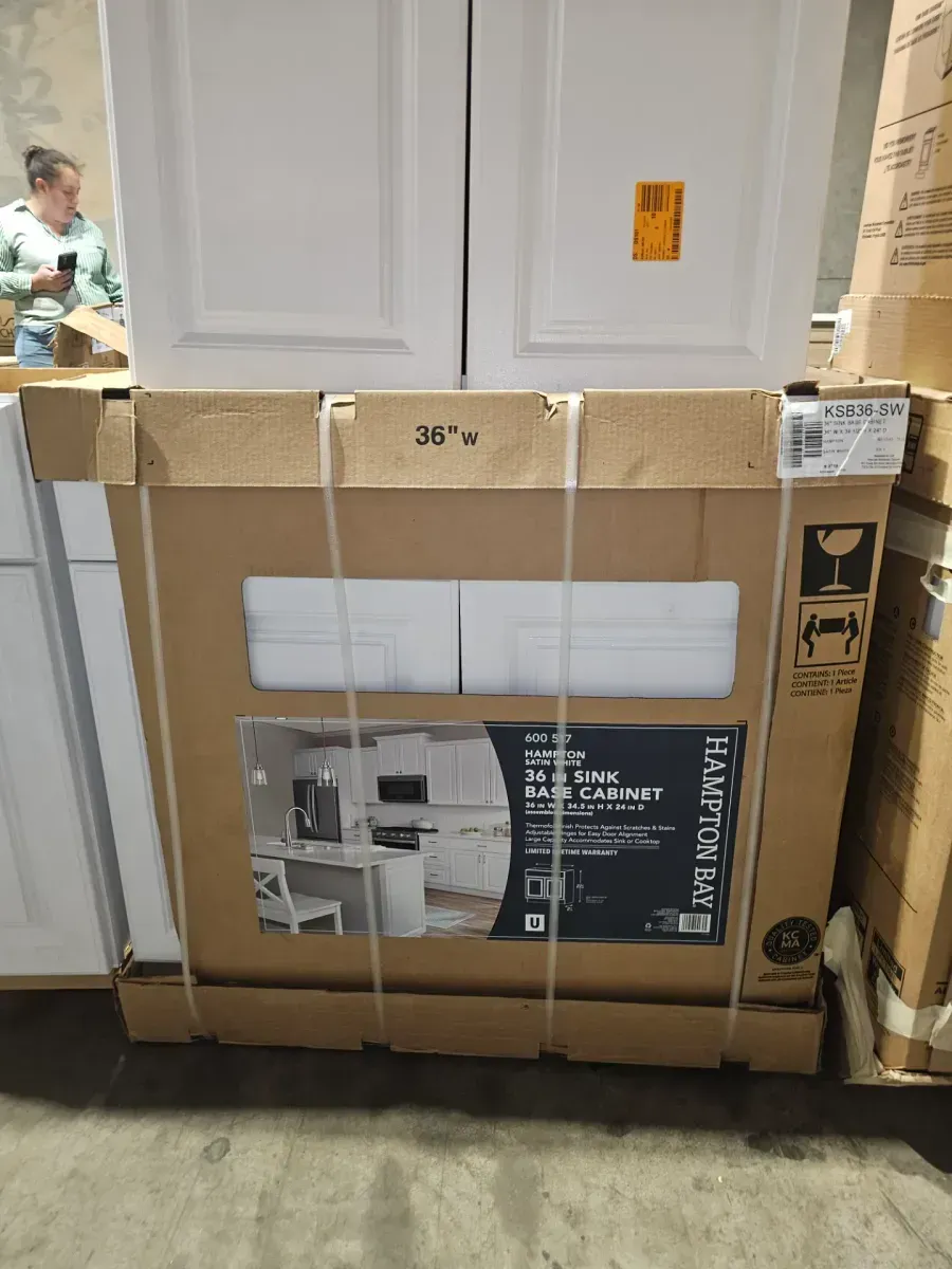 Set of 9 cabinets ( 4 upper and 5 lower) - image 6