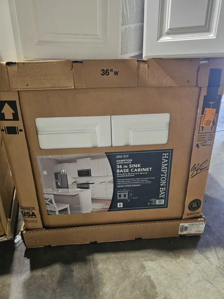 Set of 9 cabinets ( 4 upper and 5 lower) - image 11