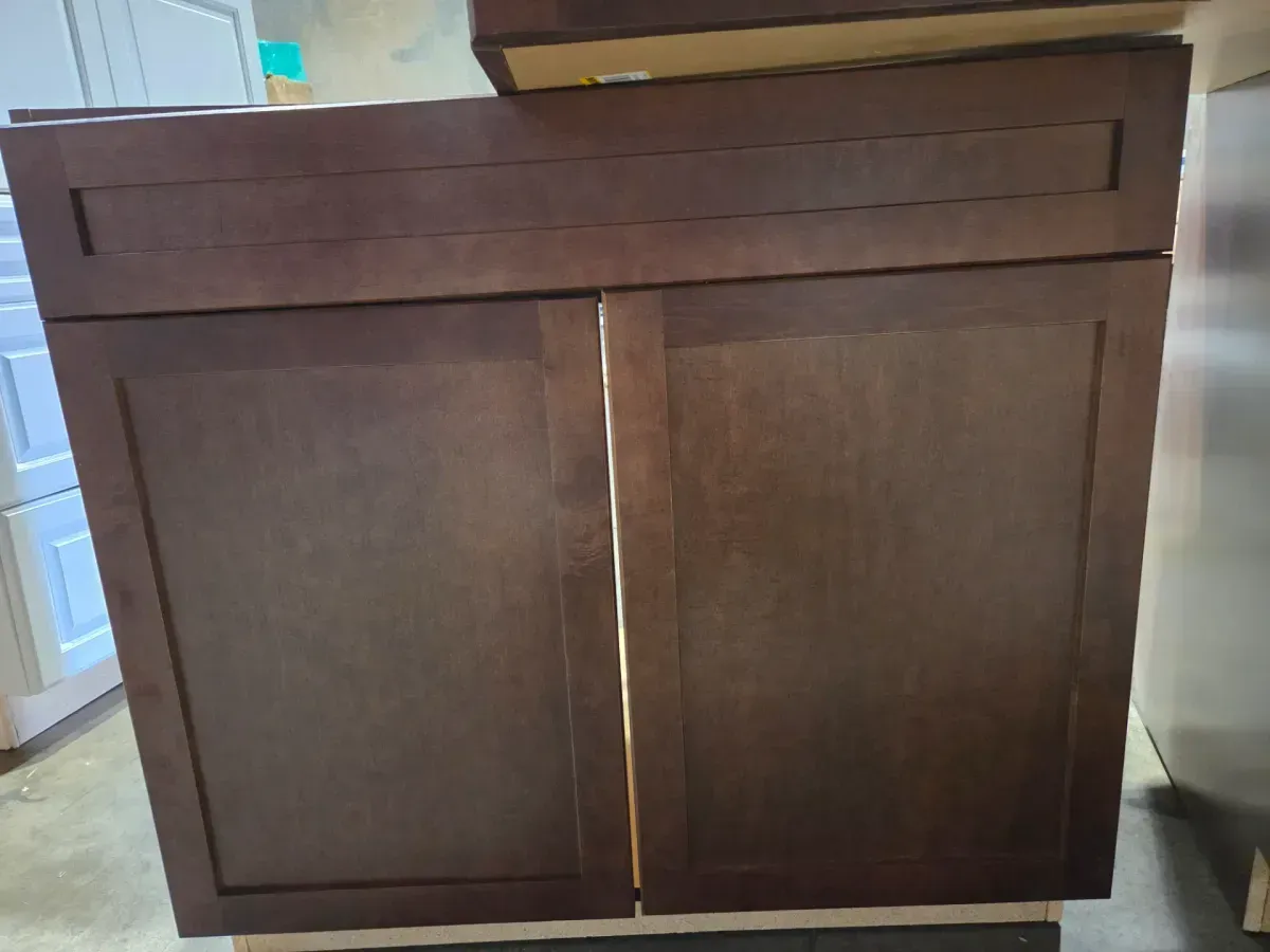Set of 4 cabinets ( 1 upper and 3 lower)  - image 2