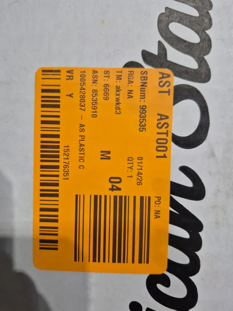 Cadet Elongated Antimicrobial Soft Close Toilet Seat in White - image 2