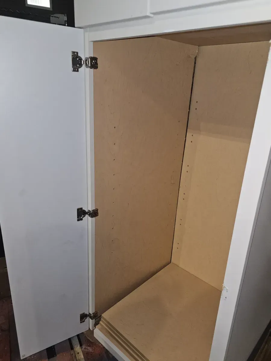 ***The bottom left door is damaged*** Hargrove 24 in. W x 24 in. D x 96 in. H Assembled Plywood Pantry Kitchen Cabinet in Vesper White with Soft Close - image 4