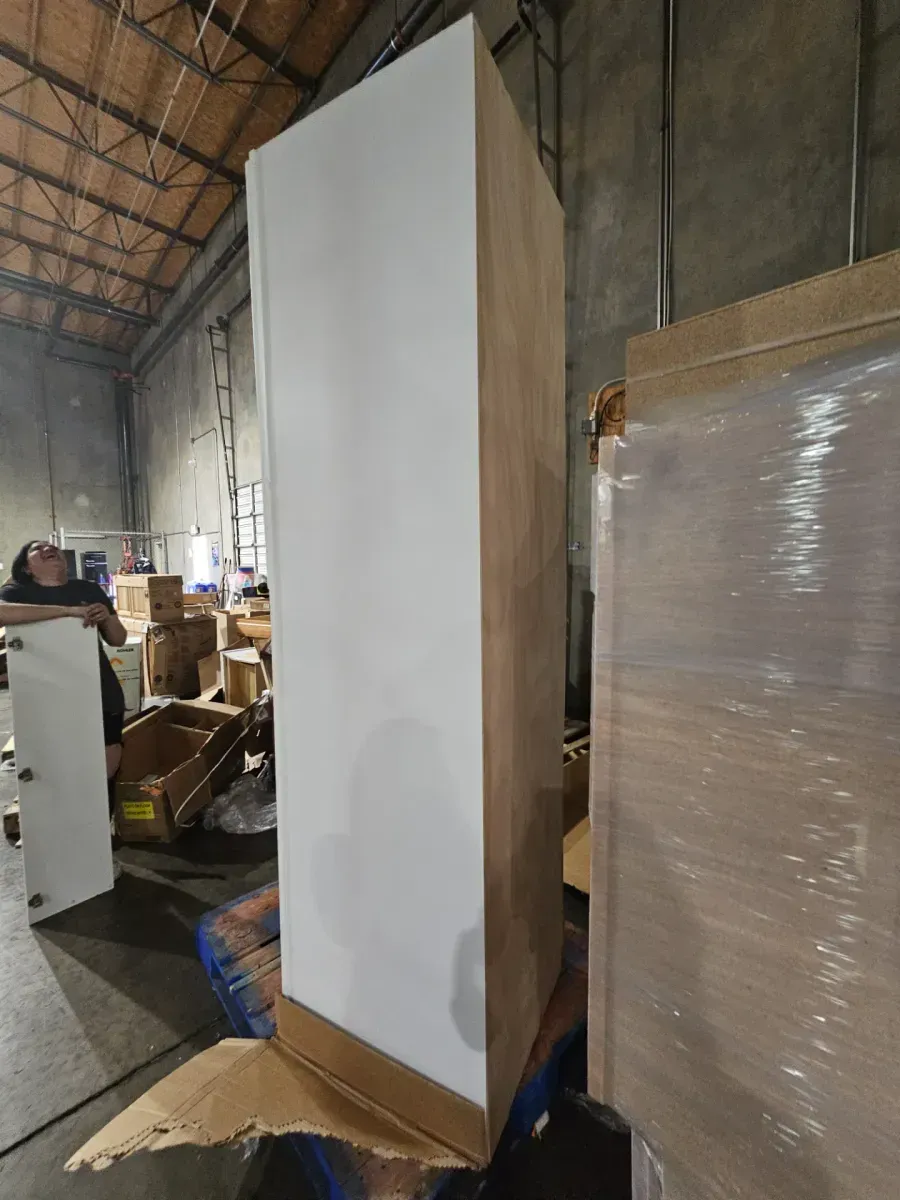 ***The bottom left door is damaged*** Hargrove 24 in. W x 24 in. D x 96 in. H Assembled Plywood Pantry Kitchen Cabinet in Vesper White with Soft Close - image 5