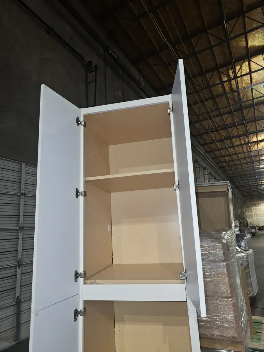 ***The bottom left door is damaged*** Hargrove 24 in. W x 24 in. D x 96 in. H Assembled Plywood Pantry Kitchen Cabinet in Vesper White with Soft Close - image 6