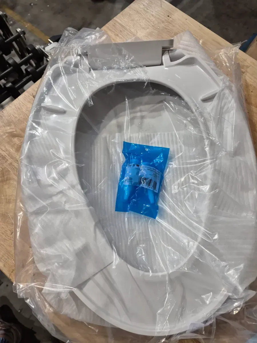 Cadet Elongated Antimicrobial Soft Close Toilet Seat in White - image 5