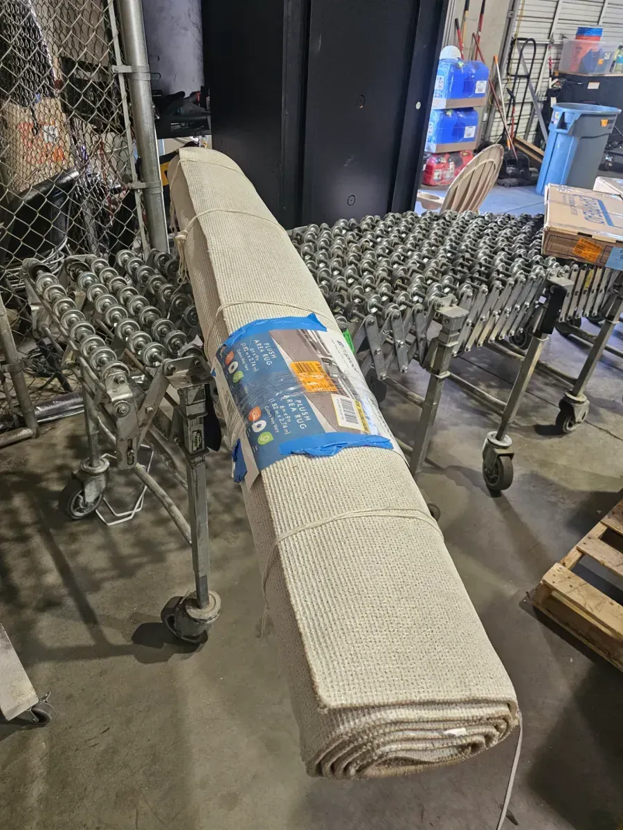 Beige Area Rug 4'6" x 6'6" - image 2