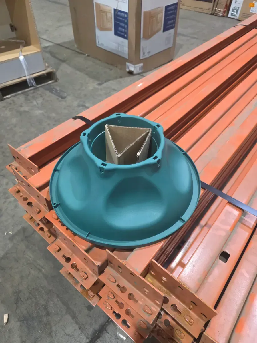 ***Pallet of 192 pieces***6ft max tree height small tree stand - image 1