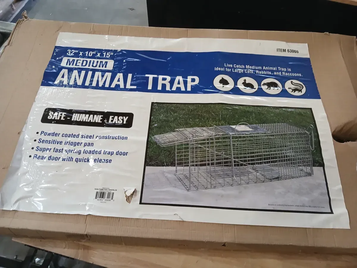 Medium Live Animal Trap, 32" x 10" x 15" - image 1