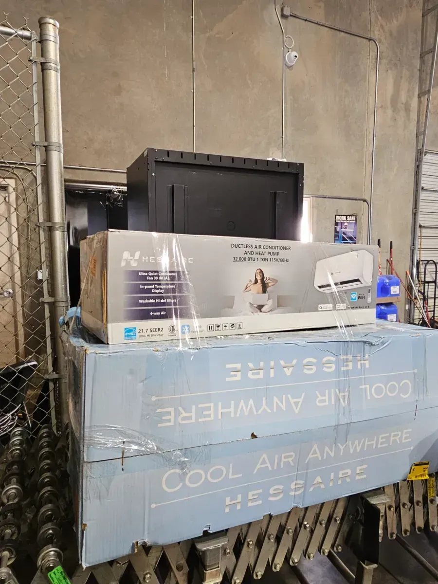 Hessaire 12,000 BTU 1 Ton Ductless Mini-Split Air Conditioner and Heat Pump - image 4