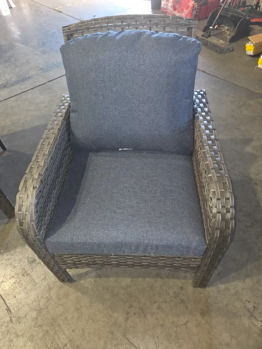 7-Piece Wicker Patio Conversation Set with Blue Cushions - image 4