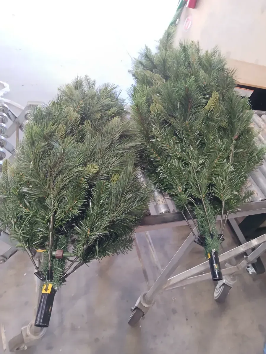 7.5 ft. Snow Tipped Aspen Spruce Pre-Lit Artificial Christmas Tree with Lights, Berries, Pinecones and Bendable Branches - image 2