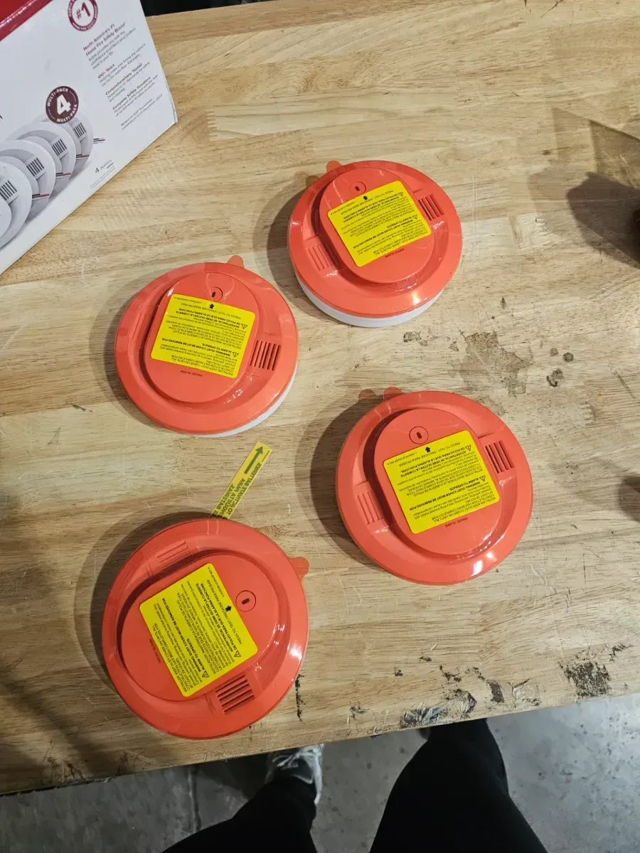 Hardwired Interconnected Smoke Detector with Photoelectric Sensor (4-Pack), 20SAR - image 5