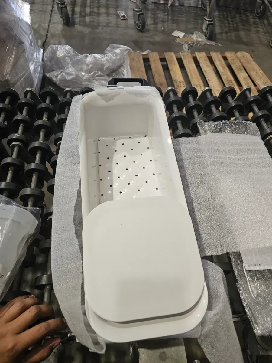 Riverby Undermount Cast Iron 33 in. 5-Hole Single Bowl Kitchen Sink with Accessories in White - image 3