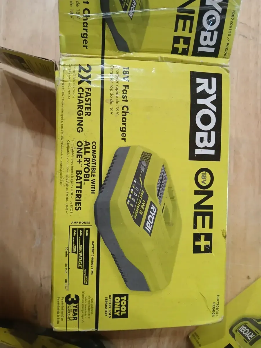 ***Non-functional***ONE+ 18V Fast Charger - image 3