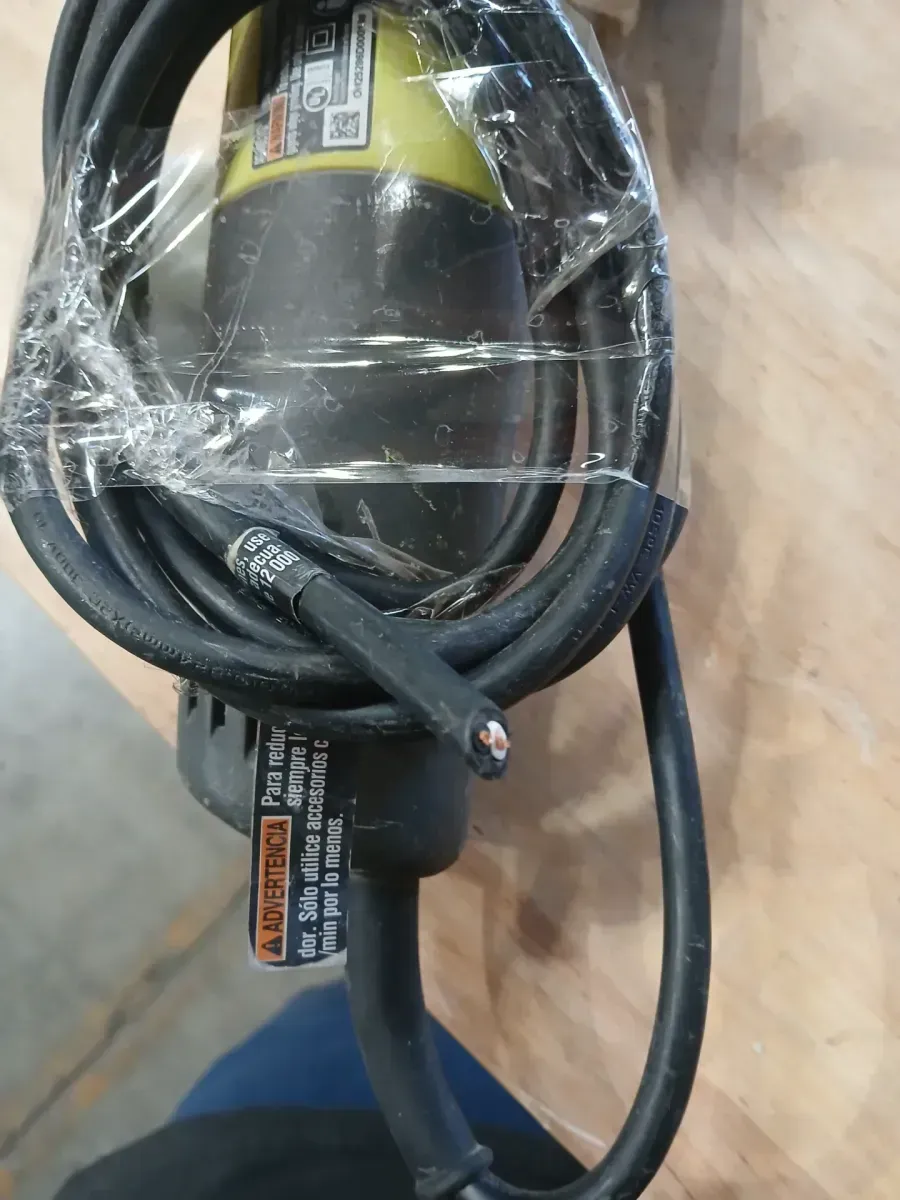 ***Non-functional***5.5 Amp Corded 4-1/2 in. Angle Grinder - image 2