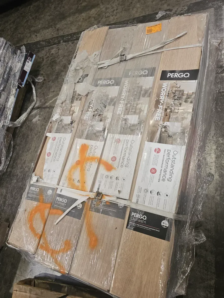 *** 8 cases ( 128.96 sq. ft./case) *** Outlast+ Frappe Hunt Oak 12 mm T x 6.1 in. W Waterproof Laminate Wood Flooring (16.12 sq. ft./case) - image 3