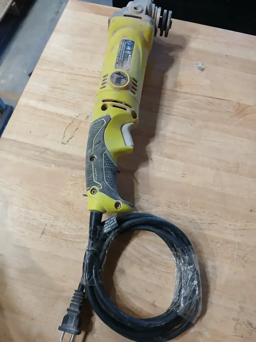 Ryobi AG454 Angle Grinder No Guard Handle Wrench Or Nuts hr19215003456 - image 1