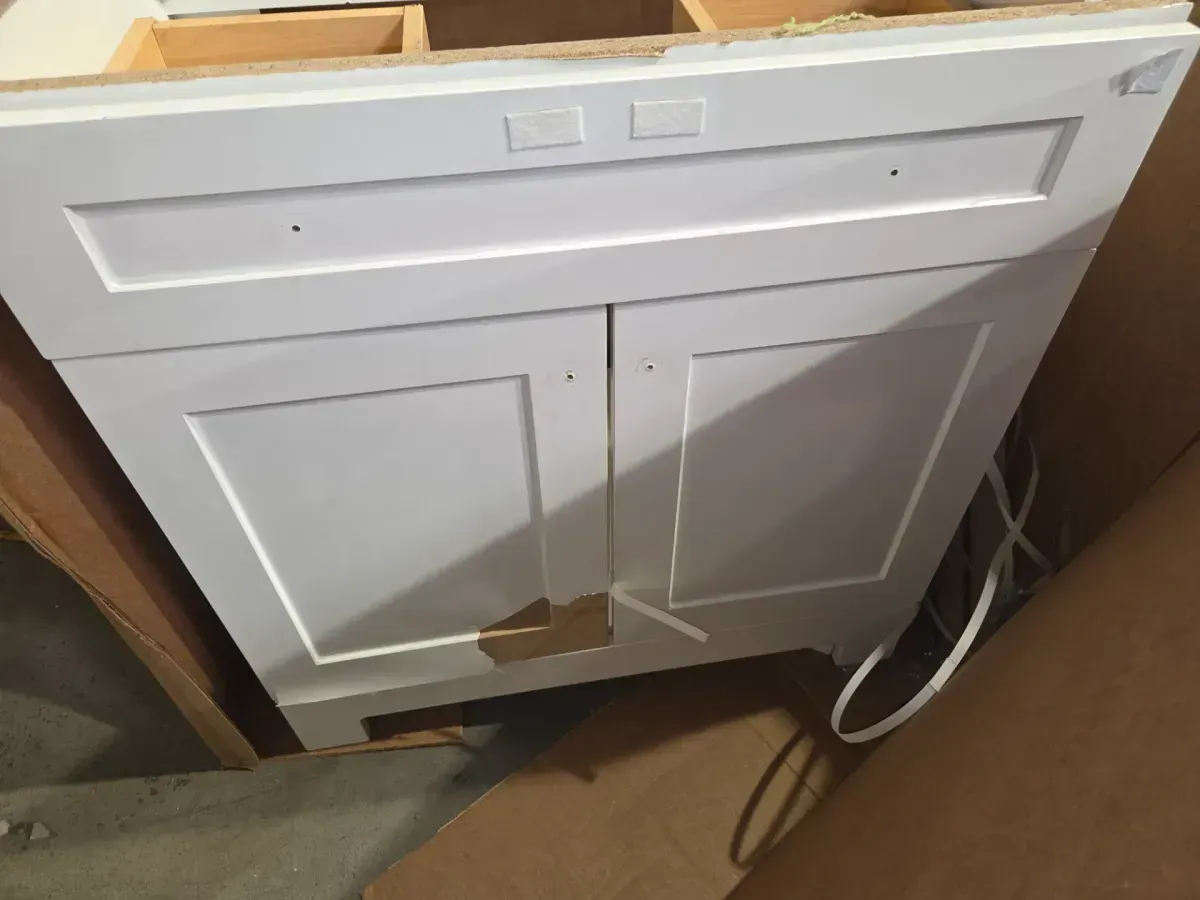 Everdean 31 in. Single Sink White Bath Vanity with White Cultured Marble Top (Assembled) - image 3