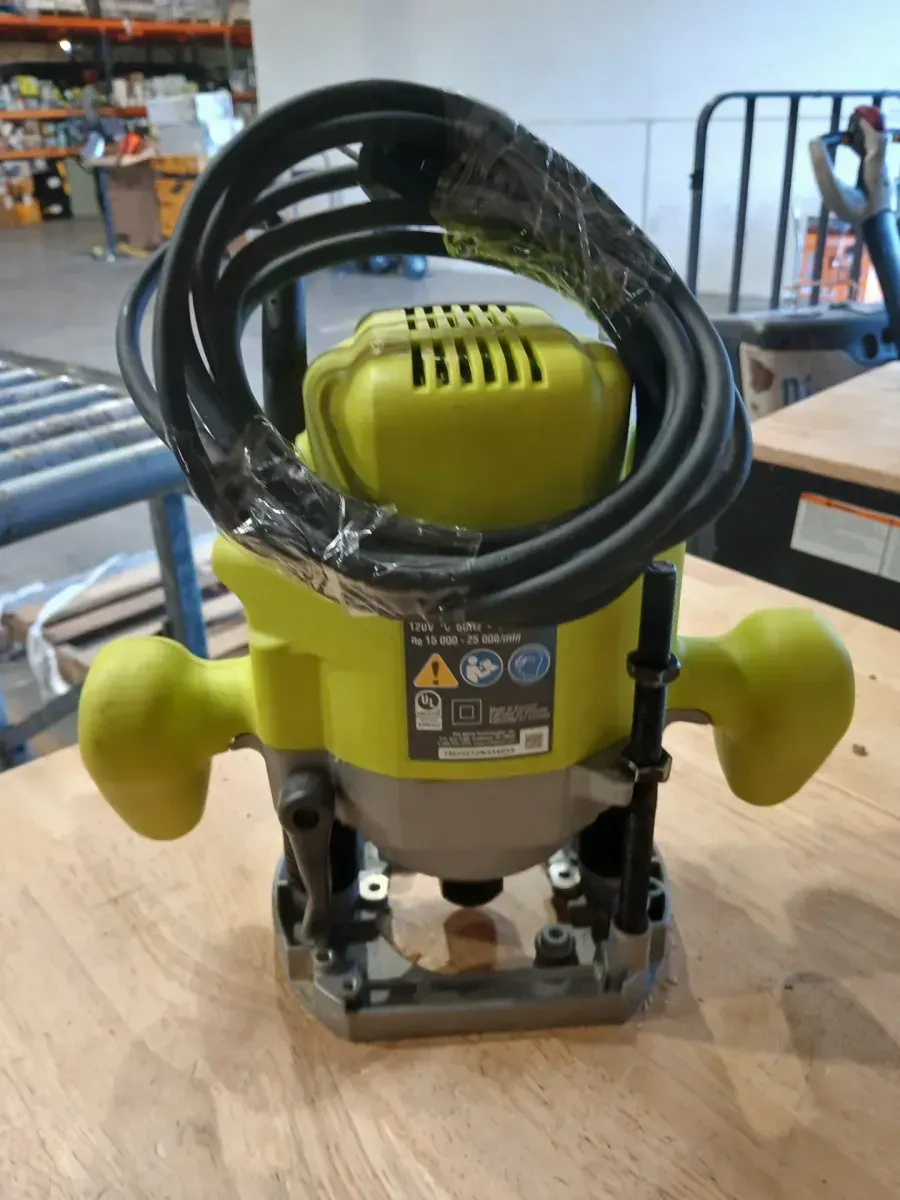 ***Non-functional***10 Amp 2 HP Plunge Base Corded Router - image 2
