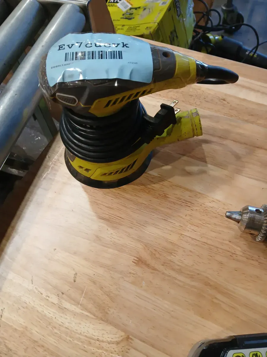 ***Not funcional ***2.6 Amp Corded 5 in. Random Orbital Sander - image 2