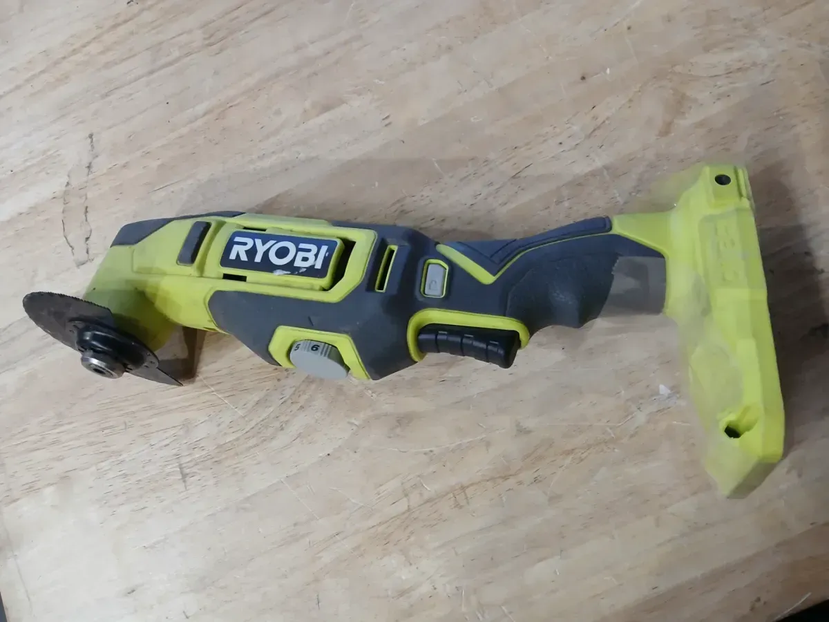 ***Non-functional***ONE+ 18V Cordless Oscillating Multi-Tool (Tool Only) - image 1