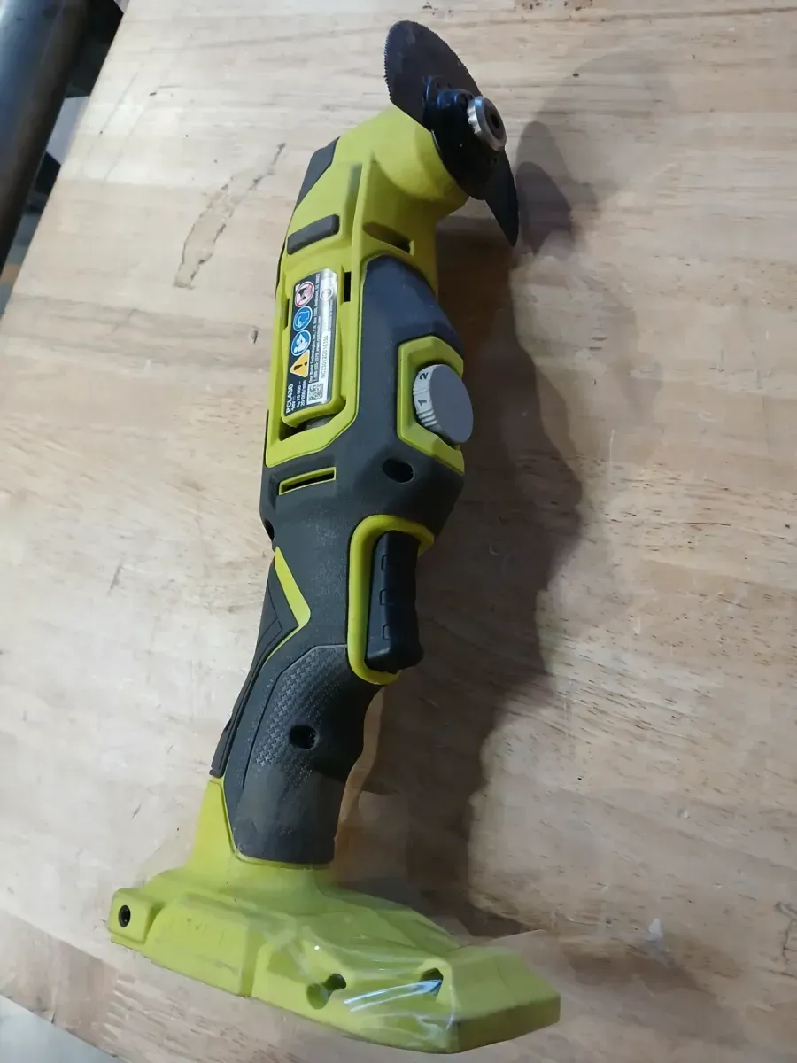 ***Non-functional***ONE+ 18V Cordless Oscillating Multi-Tool (Tool Only) - image 2