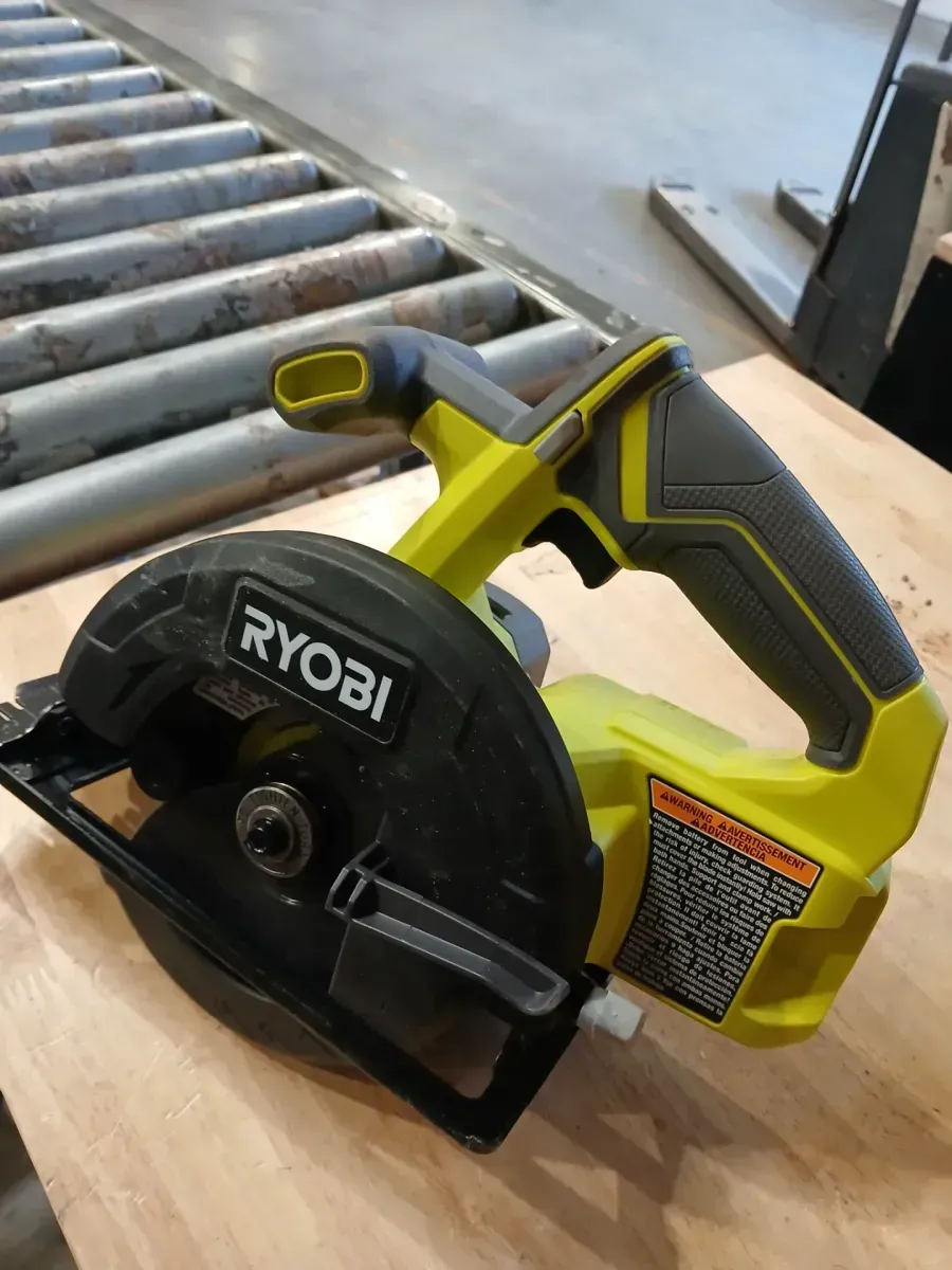 ***Non-functional***ONE+ 18V Cordless 5 1/2 in. Circular Saw (Tool Only) - image 1